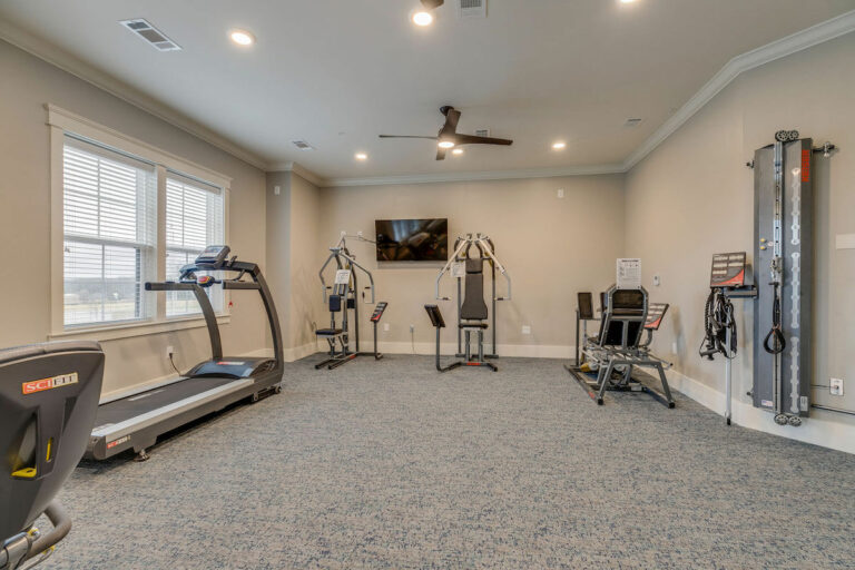 Everlan of Hixson | Fitness room