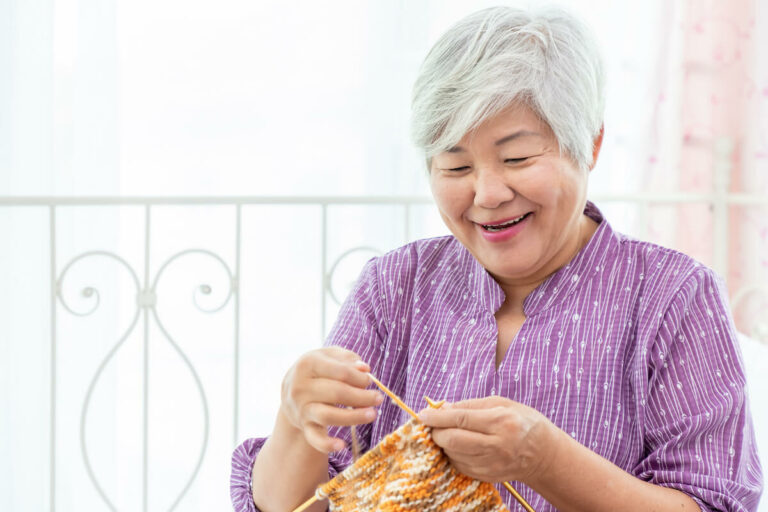 Everlan of Hixson | Senior woman knitting