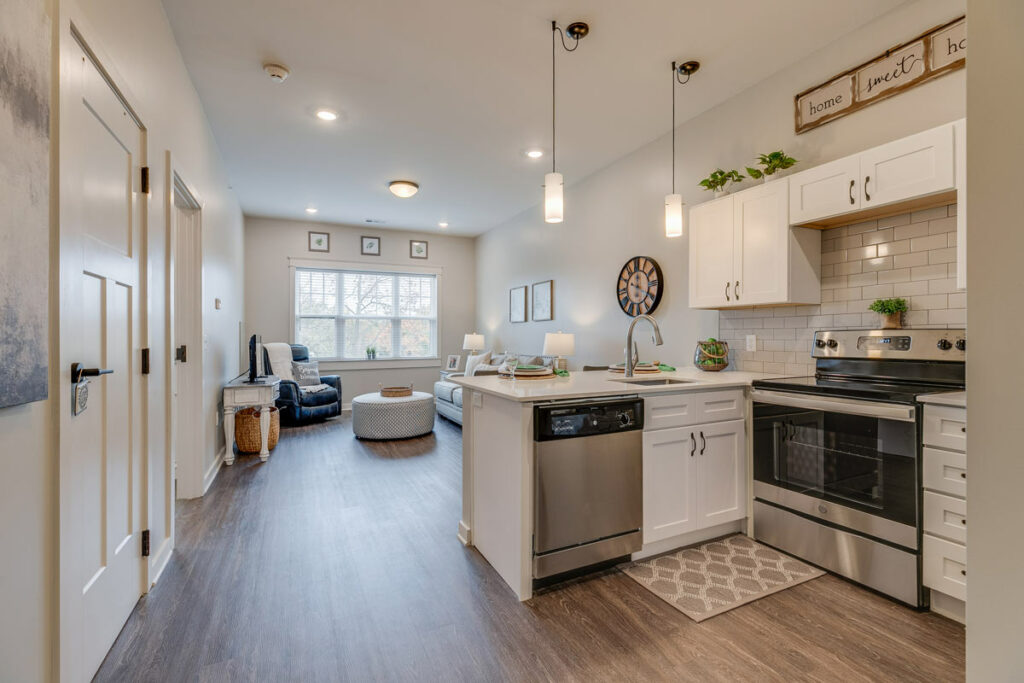 Everlan of Louisville | Apartment kitchen